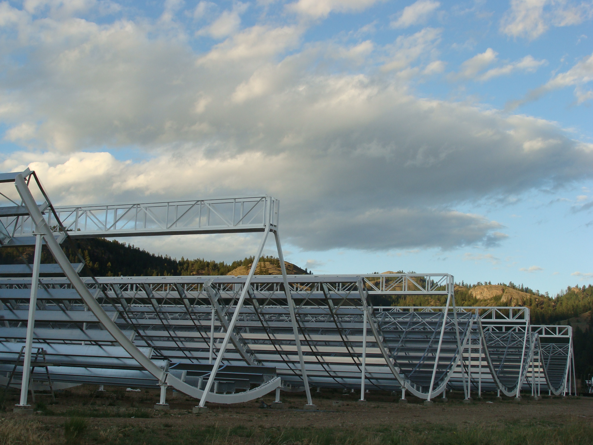 Canadian Hydrogen Intensity Mapping Experiment radio telescope in British Columbia