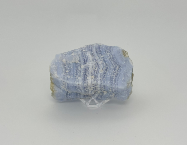 Blue Lace Agate Meaning & Properties: Uses, Chakra and Care