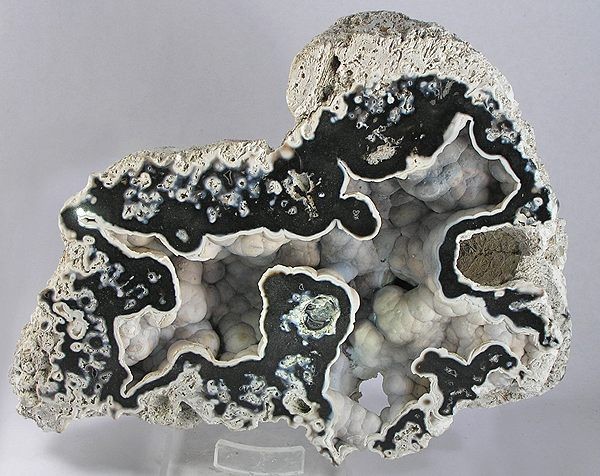 Chalcedony Meaning & Properties: Agate, Carnelian and Onyx