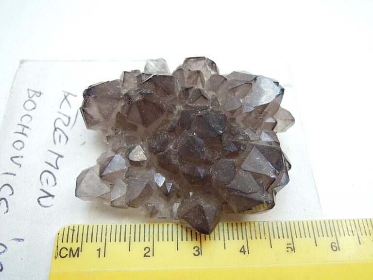 Smoky Quartz Meaning & Properties: Grounding, Uses and Care